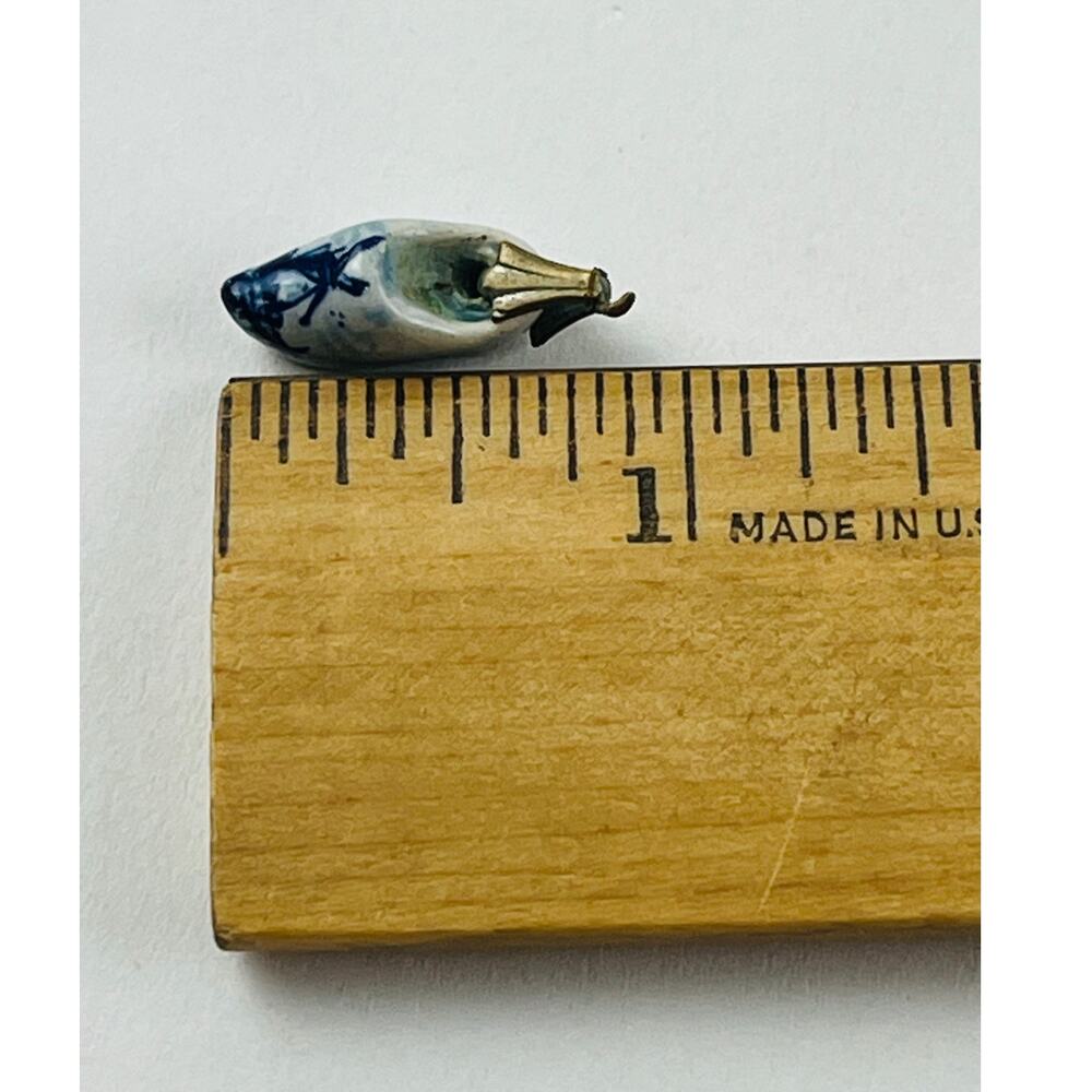 VTG Blue Dutch Shoe Clog Holland Amsterdam Charm Pendant Tiny Porcelain ? White - Picture 14 of 14